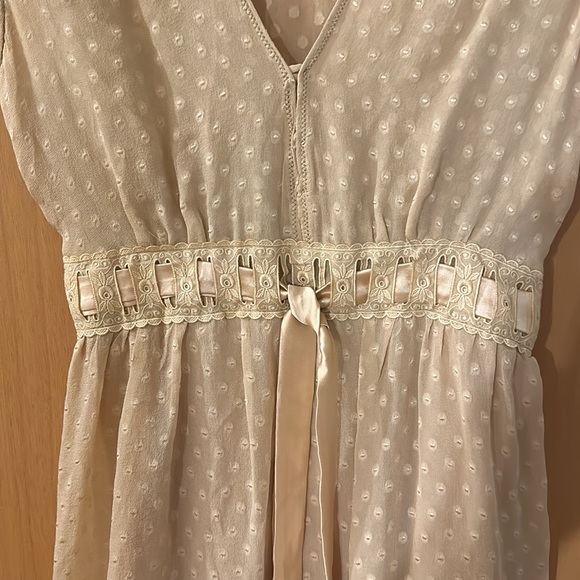 Sandro Women’s Polka Dot Silk Delicate Lightweight Dress Tan Size Small - Picture 4 of 11